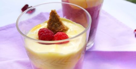Trifle quetsches sablés et yaourt safrané